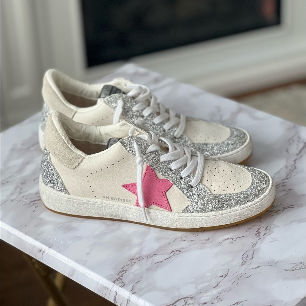 VICI Glitter Sneakers